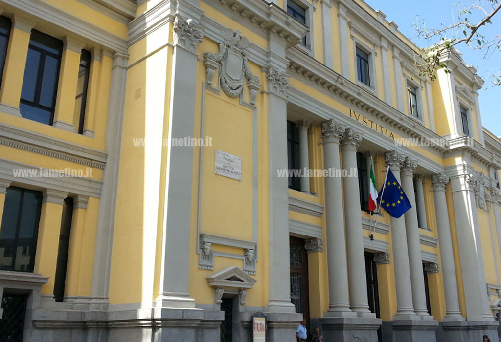 tribunale-e-corte-dappello-Catanzaro-2015_e8760.jpg