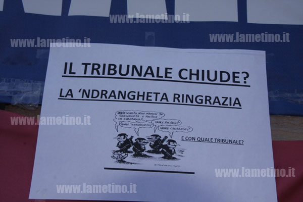 tribunale-vignetta