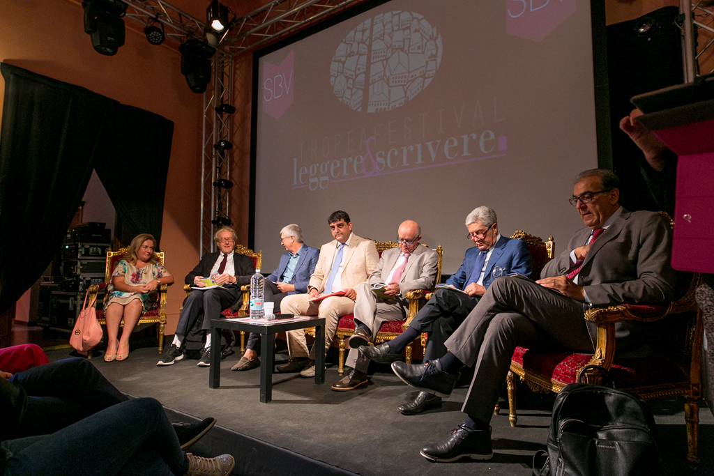 Inaugurata la quinta edizione del Tropea festival Leggere&Scrivere