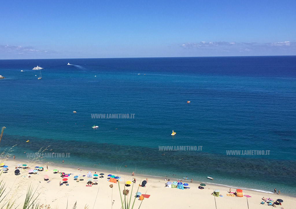 Dall'1 luglio arriva il bonus vacanze, in Calabria al via anche saldi estivi 
