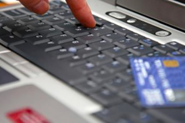 Infiltrazioni ‘ndrangheta in raccolta scommesse online, confiscati 1,8 milioni a imprenditore a Reggio