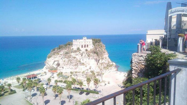 Rapporto Unicredit, turismo Calabria rappresenta 6% valore aggiunto 