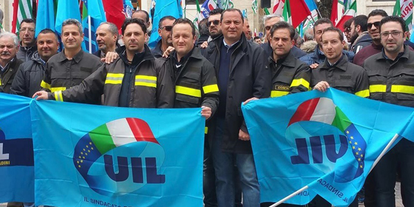 Ferri (Uil): “Incendi, per squadre Aib assumere giovani precari”
