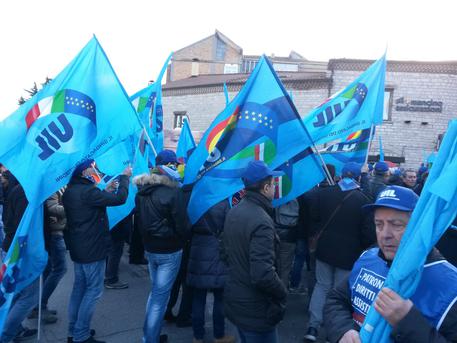 Calabria: intimidazione a sindacalista Uil, secondo episodio in tre mesi