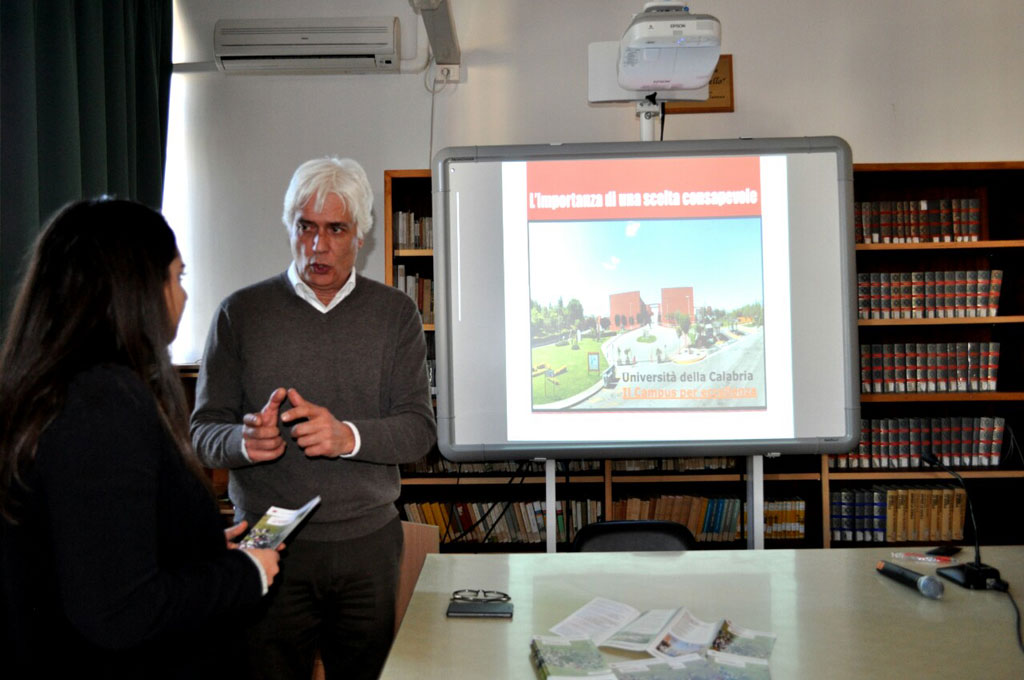 Lamezia, orientamento Unical al Liceo Fiorentino