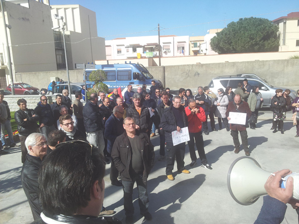 Calabria: Protesta lavoratori cassaintegrati, USB convocata a Palazzo Campanella