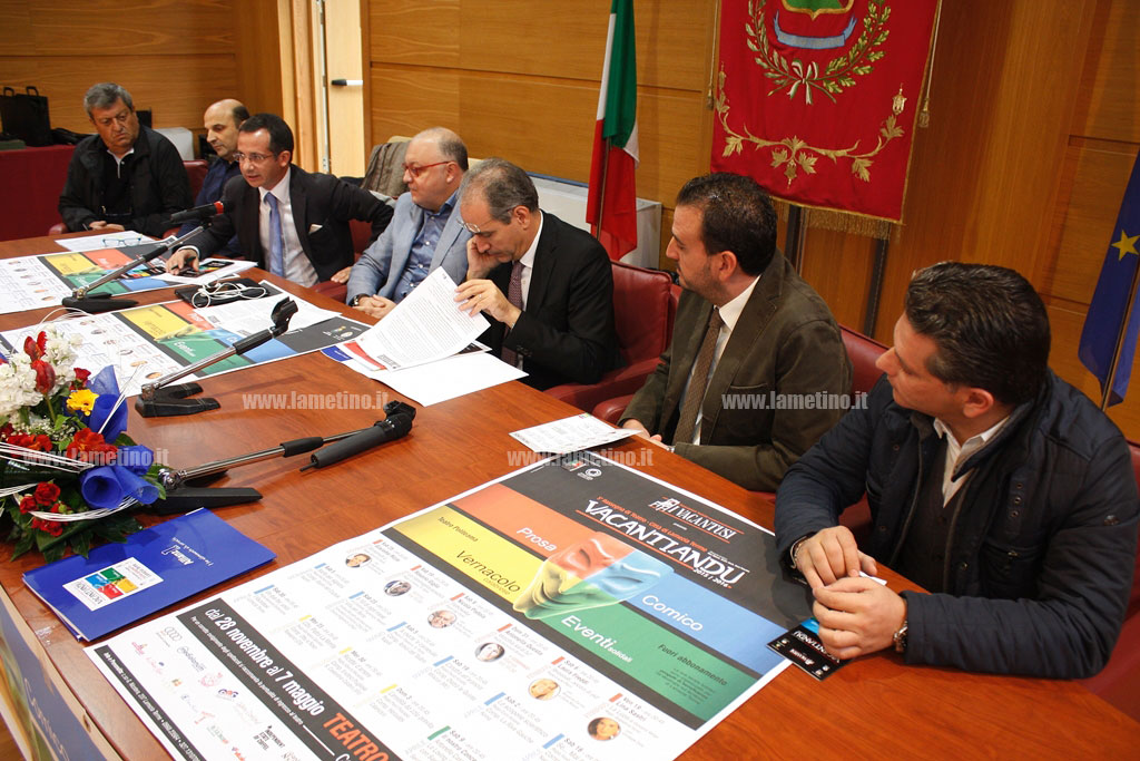 vacantusi-2015.jpg