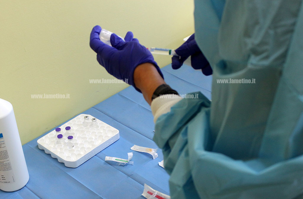 Vaccino anti-Covid, in Calabria somministrate circa 13 mila dosi nelle ultime 24 ore