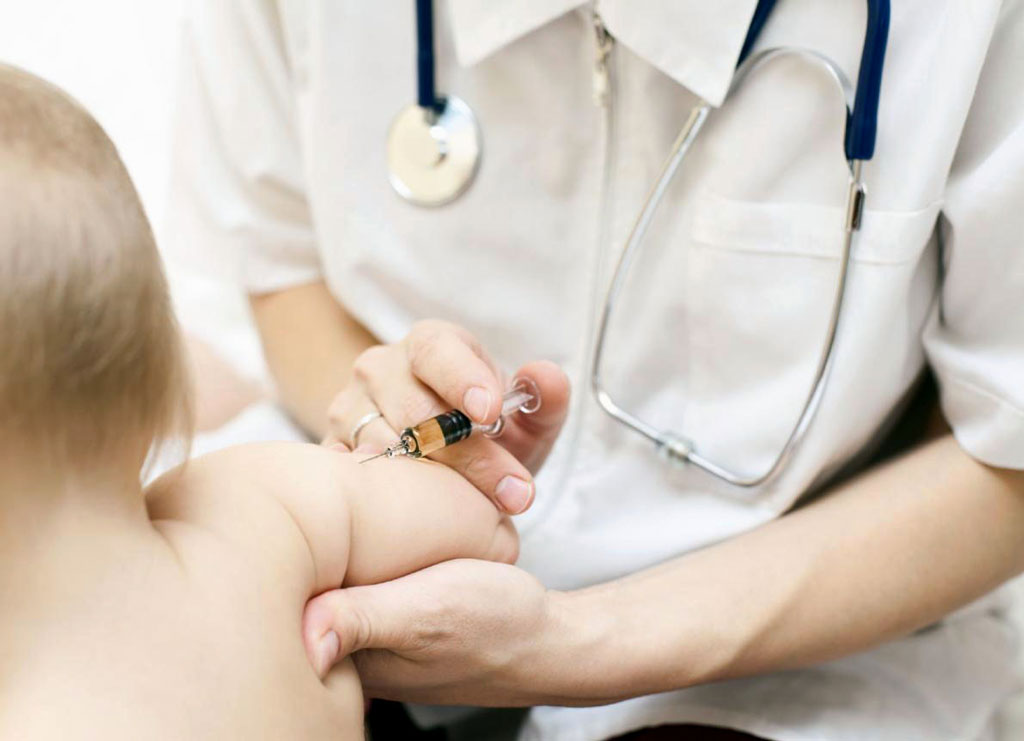 Lamezia, Comune: "Si proceda al più presto a ripresa dell'attività vaccinale"