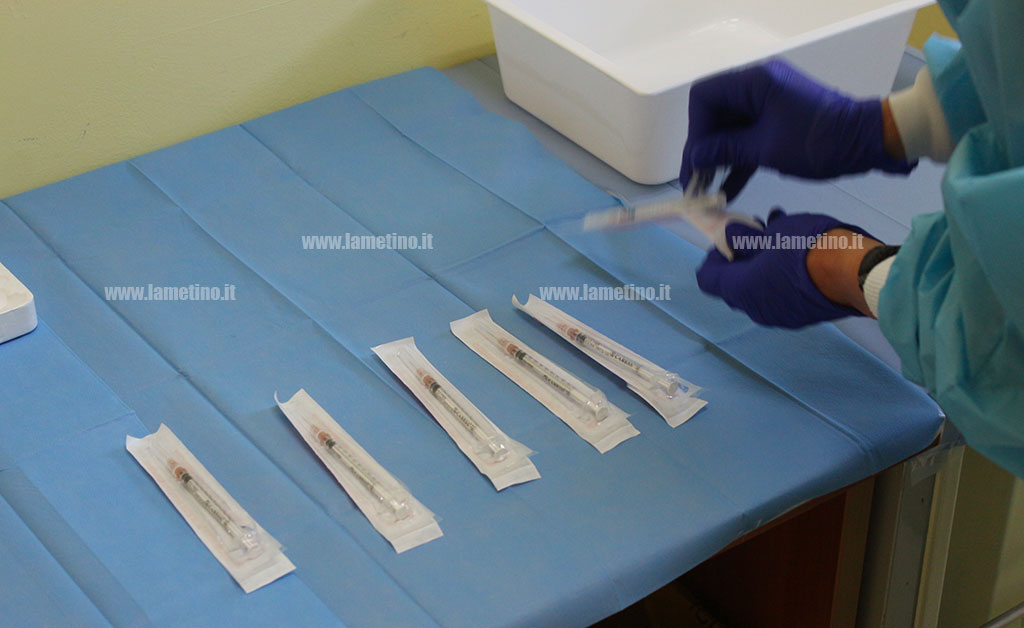 Vaccini in Calabria, Gimbe: il 68,1% della popolazione ha completato il ciclo