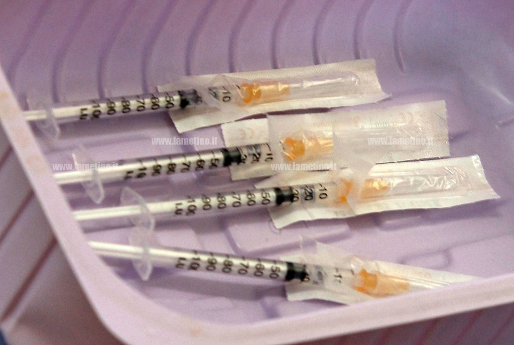 vaccini-siringheDPP_16278_985b1_d0eb2_f7774_164b8_1fa63_07dac_d25e9_36cc5.jpg