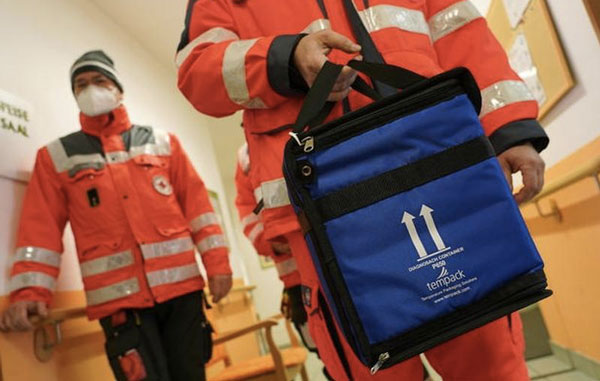 Vaccino anti-Covid, da oggi somministrazioni in aziende sanitarie e ospedaliere della regione
