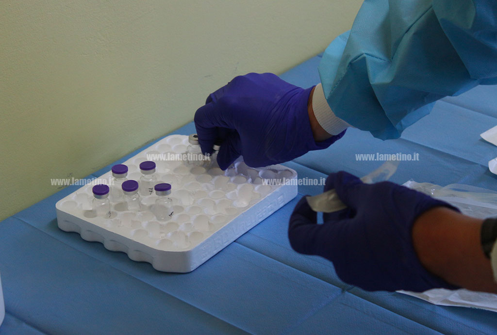 Vaccini Covid, Calabria ancora ultima in Italia con 5.603 somministrazioni 