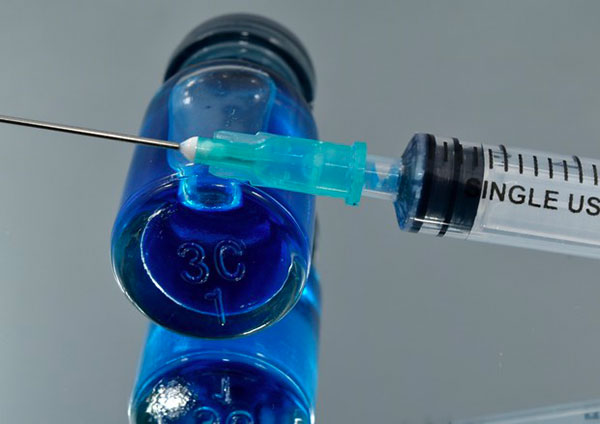 Covid, saranno 119 i sanitari vaccinati a Catanzaro e Cosenza durante il 'vaccine day' del 27 dicembre