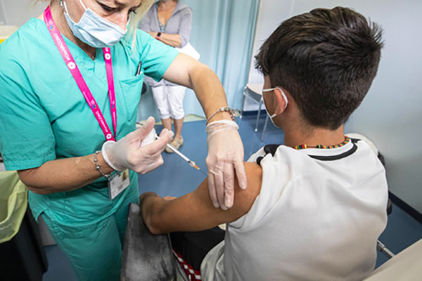 Covid, in Calabria il 59% degli over 12 ha completato ciclo vaccinazione