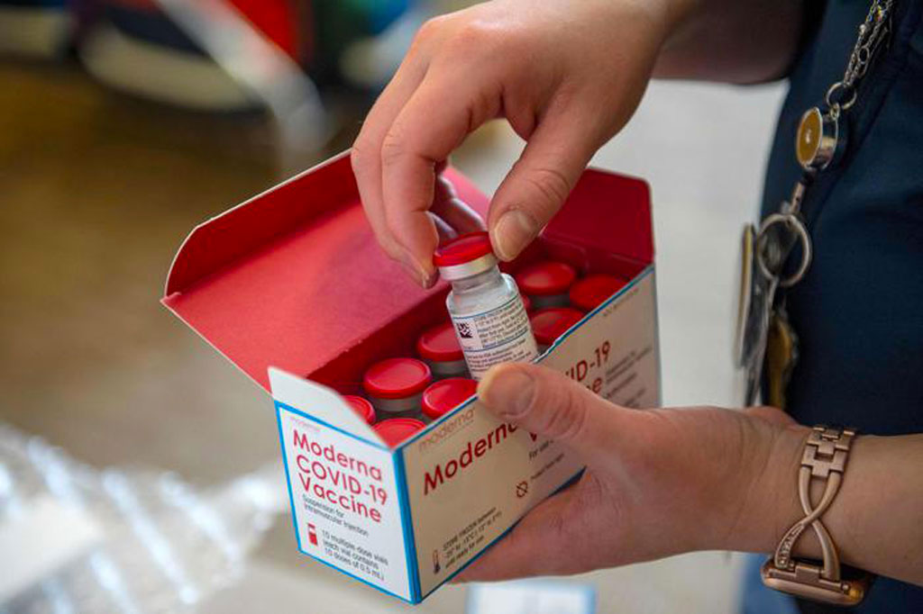 Vaccinazione in farmacia, Federfarma Calabria: "Da fine mese anche Moderna"