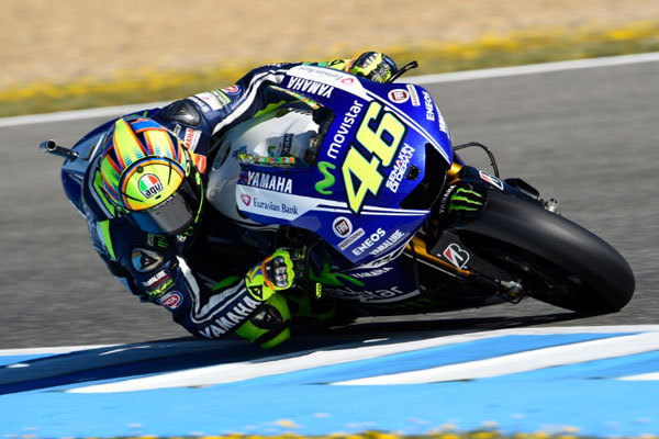 Incidenti stradali, l'appello alla prudenza dell'Asaps e di Valentino Rossi 