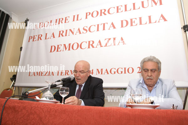 Calabria: Legge elettorale, in 200 nel centro sinistra si autoconvocano per riforma