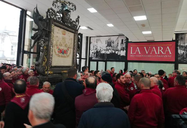 Restauro Vara Madonna: sacra effigie in Consiglio regionale
