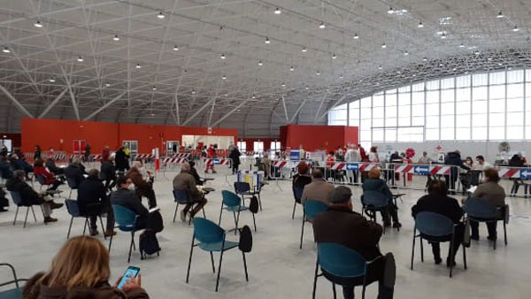 Partito il Vax Day in Calabria, oggi e domani somministrazioni di massa