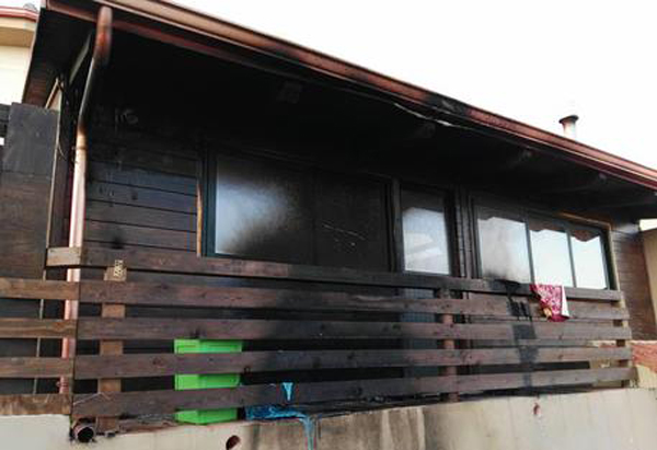 Incendiata veranda del titolare di un locale a Tropea