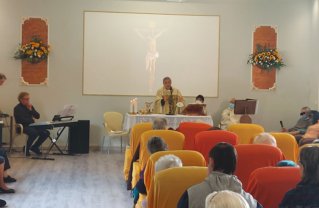 Lamezia, messe del vescovo Schillaci per San Giuseppe alla "Tamburelli" e nelle chiese di Zangarona e San Giuseppe Artigiano