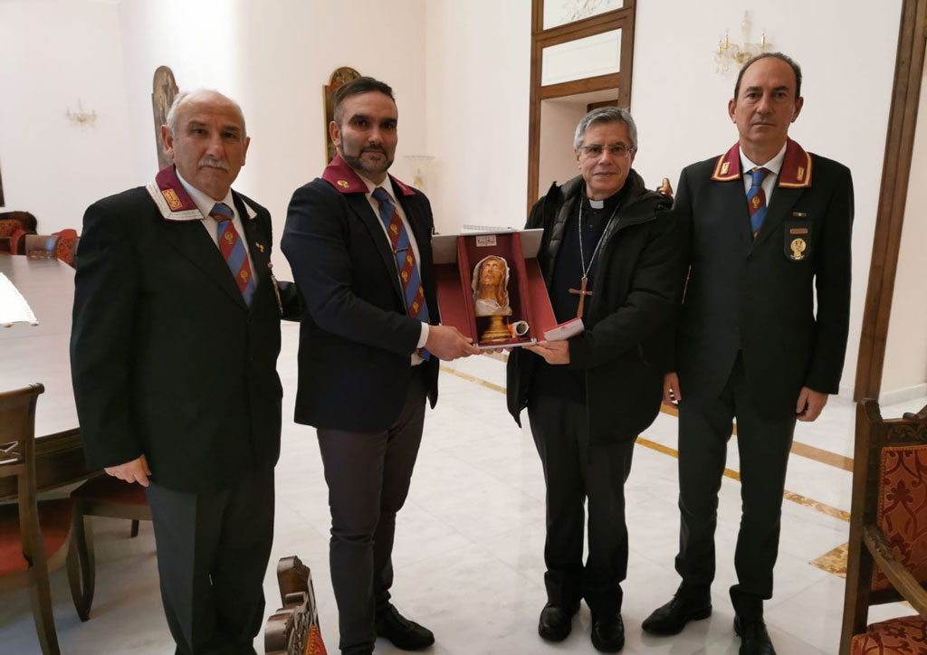 Lamezia, l'associazione nazionale della Polizia di Stato incontra il Vescovo