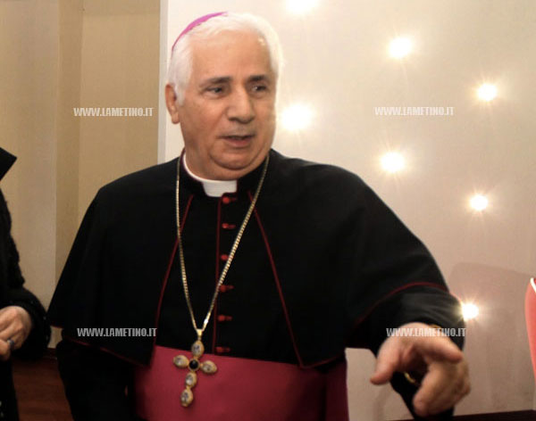 Sanità: mons. Cantafora, aumentano malati e diminuiscono servizi 