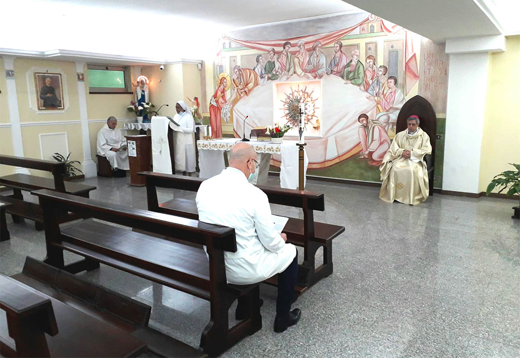 Lamezia, Vescovo celebra primo anniversario dall’elezione nella cappella dell’ospedale "Giovanni Paolo II"