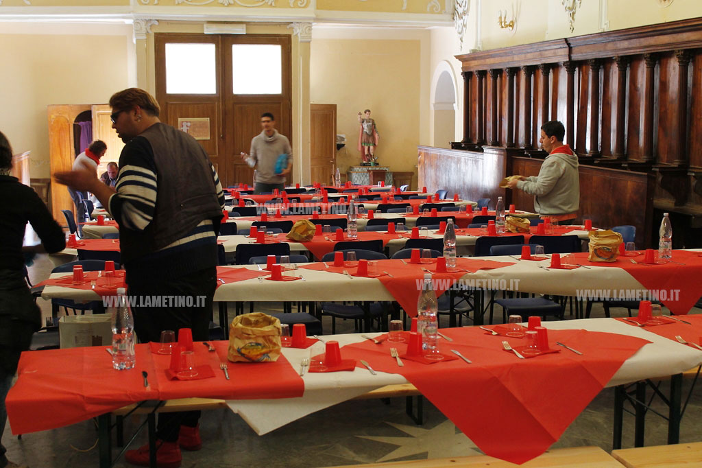 vescovo9_natale_2015.jpg