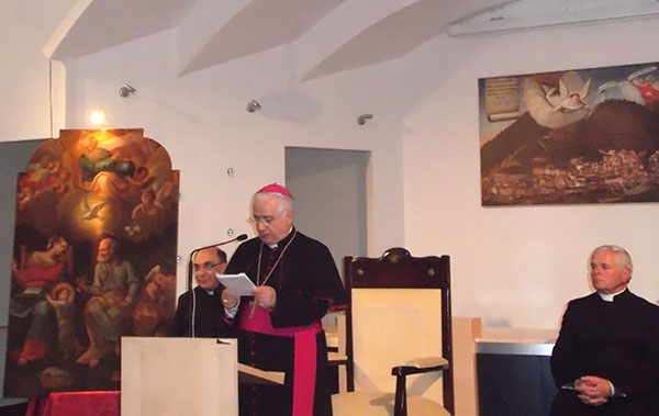 vescovo_natale1_2013.jpg