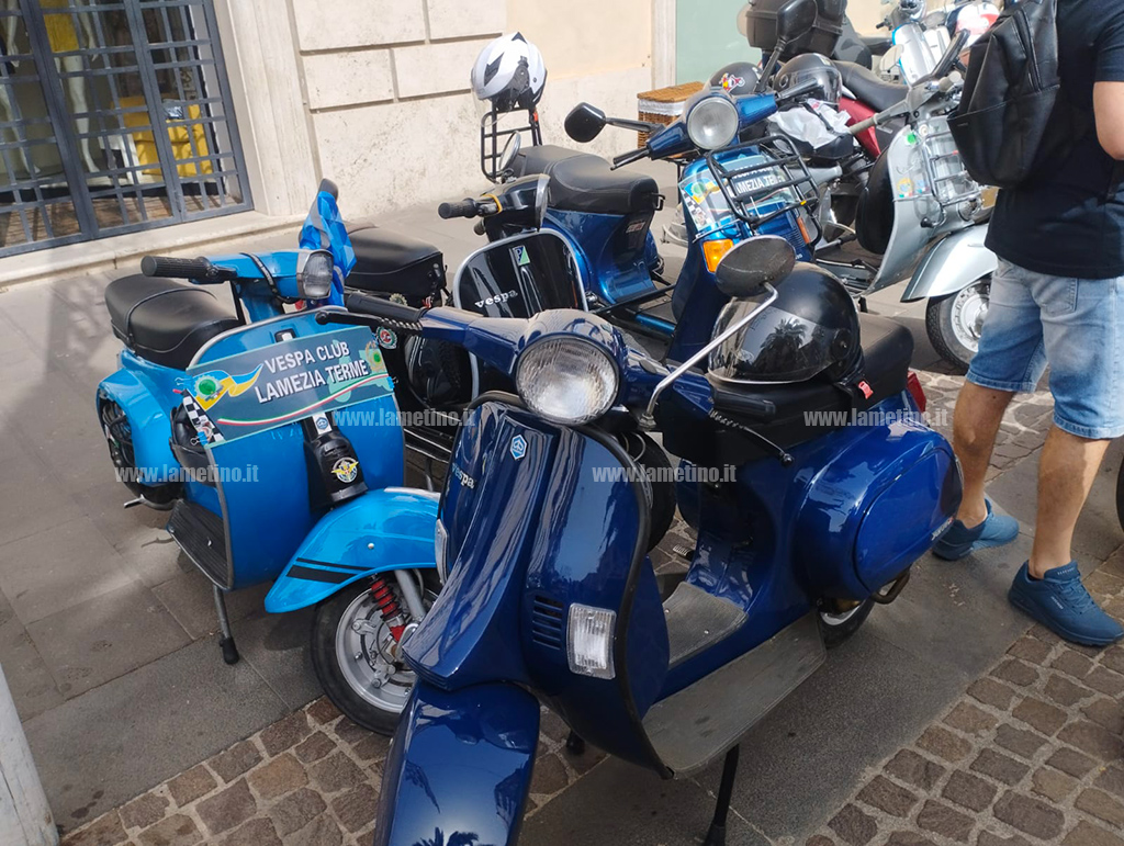 vespa_8fa3f.jpg