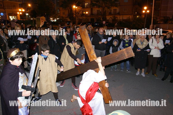 via-crucis-scaut-aprile-2014-2.jpg