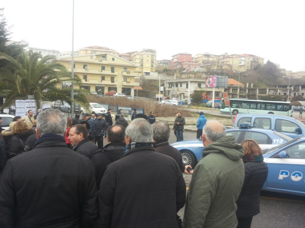 vibo-protesta-vvf.jpg