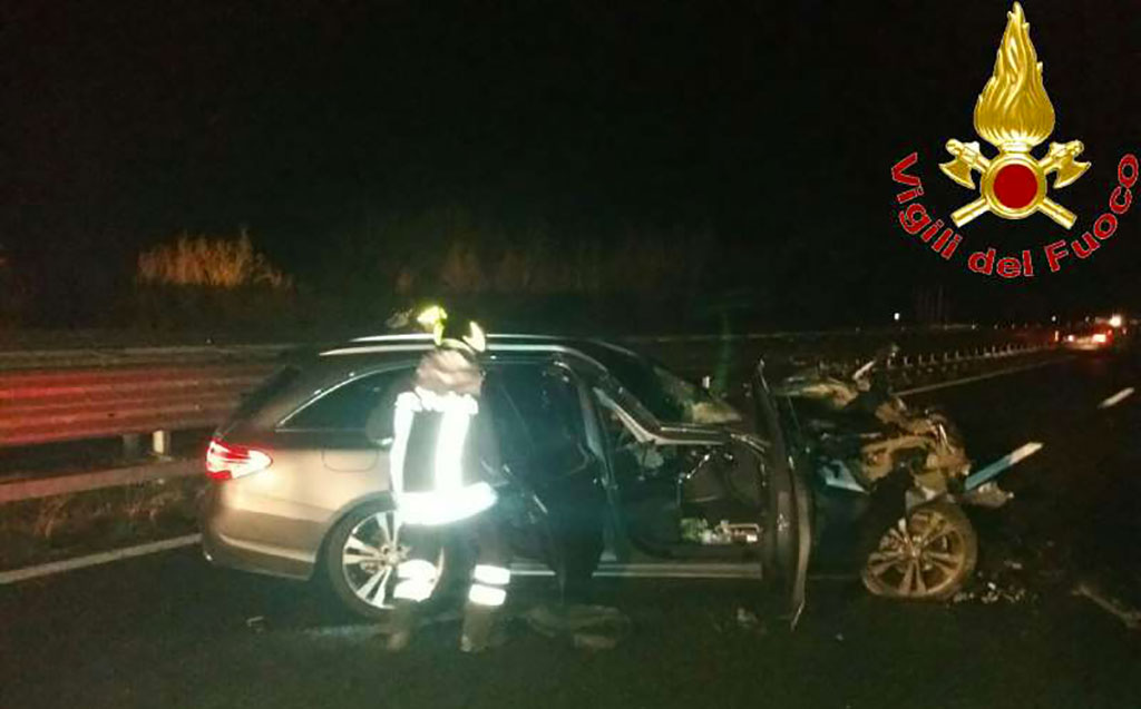 Incidente su A2 nel vibonese: scontro tra un autocarro e due vetture, 3 feriti