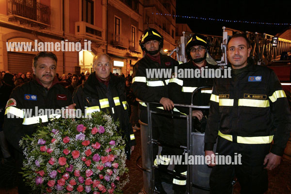 vigili-del-fuoco-8-dicembre-2013.jpg