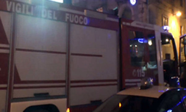 Autovetture di un muratore in fiamme a Serra San Bruno