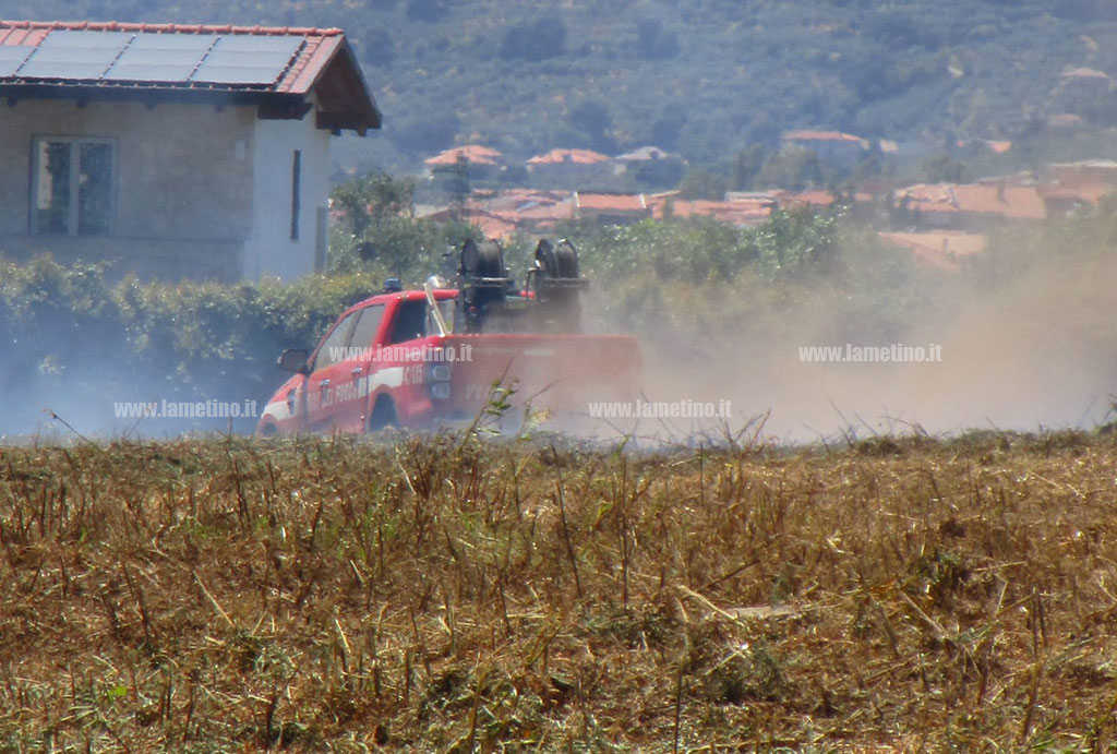 vigili-del-fuoco31.15_6da4f.jpg