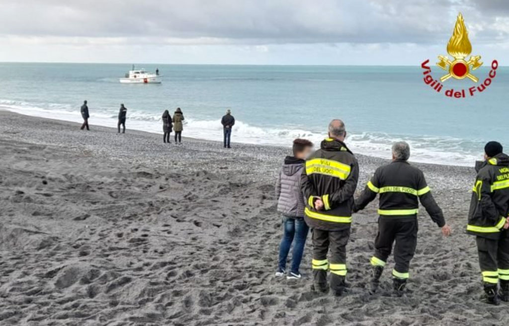 Cadavere di un 30enne rinvenuto in mare a Scalea