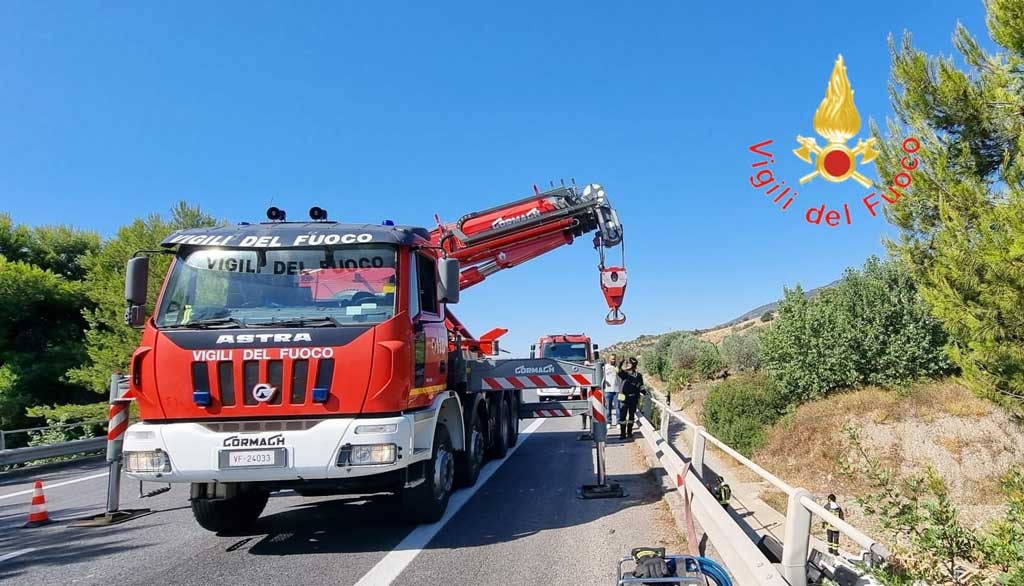 vigili-del-fuoco70722c83_40a55.jpg