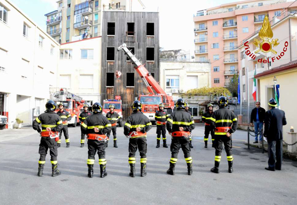 vigili-festeggiano-santa-Barbara-.jpg