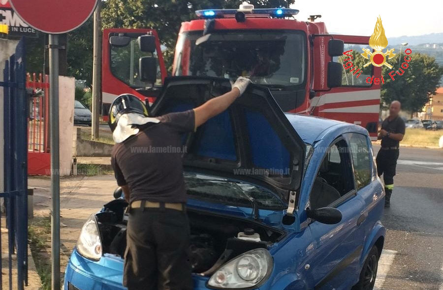 Lamezia: perde il controllo della minicar e si ribalta su via del progresso, ferito minorenne