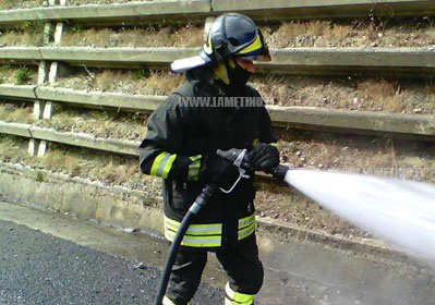 Lamezia: Camion con a bordo animali prende fuoco su Ss280
