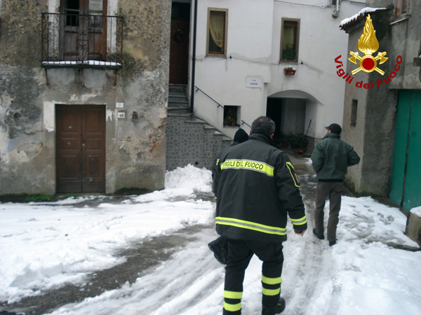 vigili_del_fuoco_carlopoli