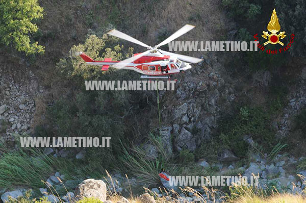 vigili_fuoco_elicottero1.jpg
