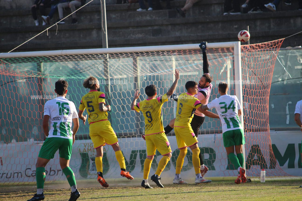 Primo stop stagionale per la Vigor Lamezia: classifica resta cortissima in alto