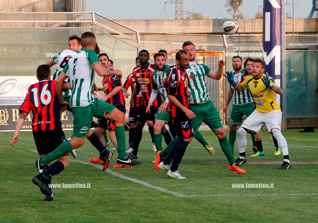 Calcio: Vigor sconfitta per 2 a 1 dalla Casertana