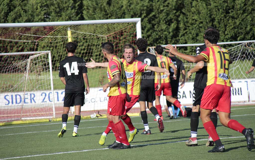 vigor-atletico-318221a2bd_b8db9.jpg