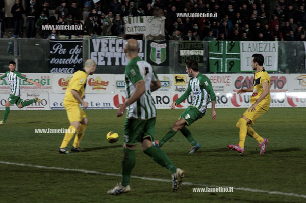 Calcio: Vigor Lamezia-Ischia, commenti e pagelle