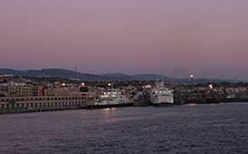 Furti nei cantieri del porto di Villa San Giovanni, fermato 46enne
